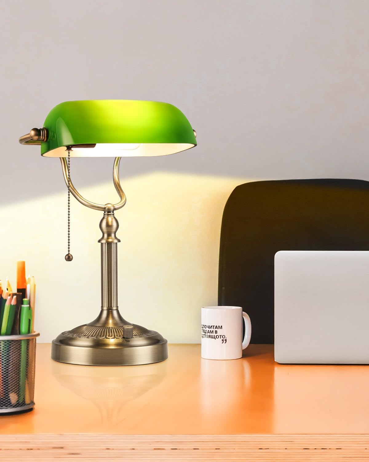 Newrays Green Glass Bankers Desk Lamp, Stepless Dimmable Table Lamp,LED Bulb Included