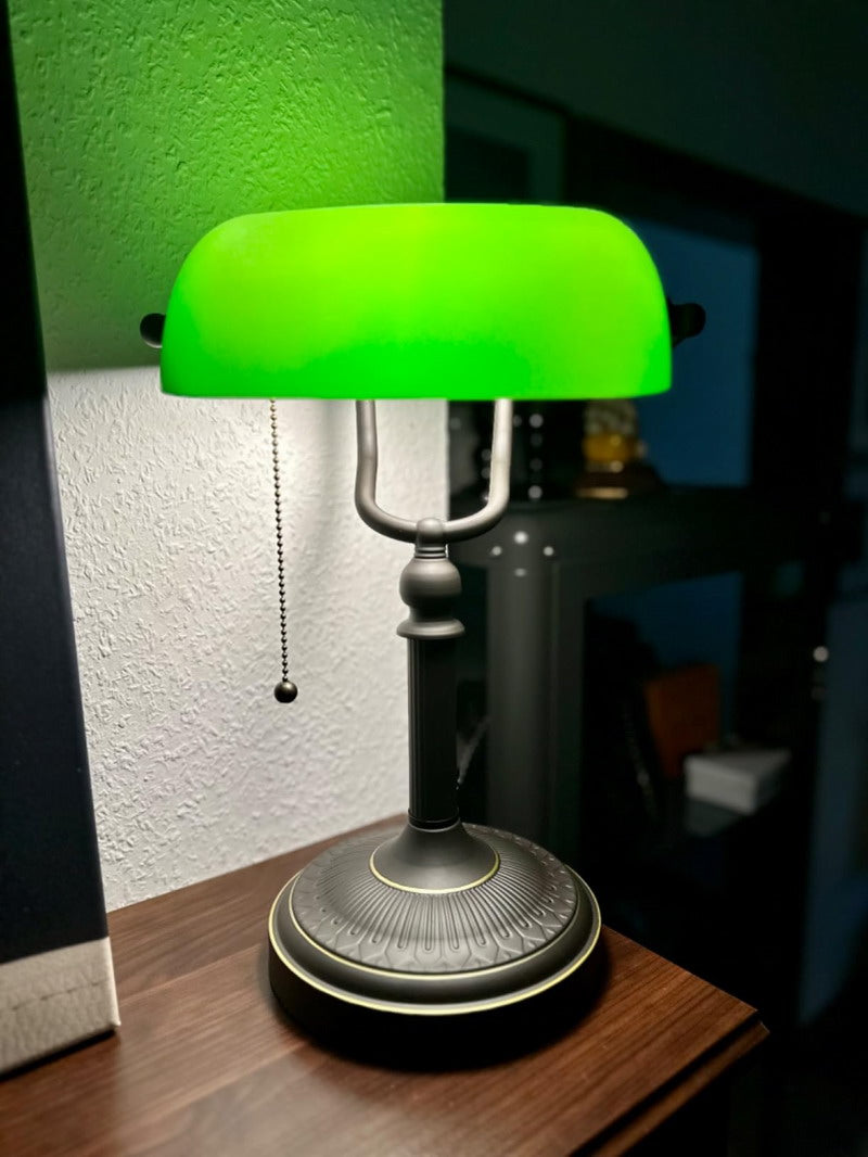 Antique Green Glass Banker Desk Lamp with Pull Chain Switch Plug in